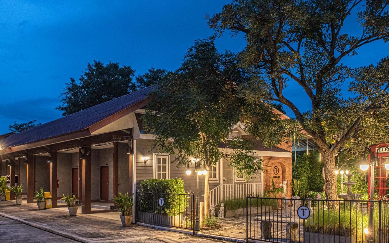Tarnsiri Boutique Resort Kanchanaburi Buitenkant foto